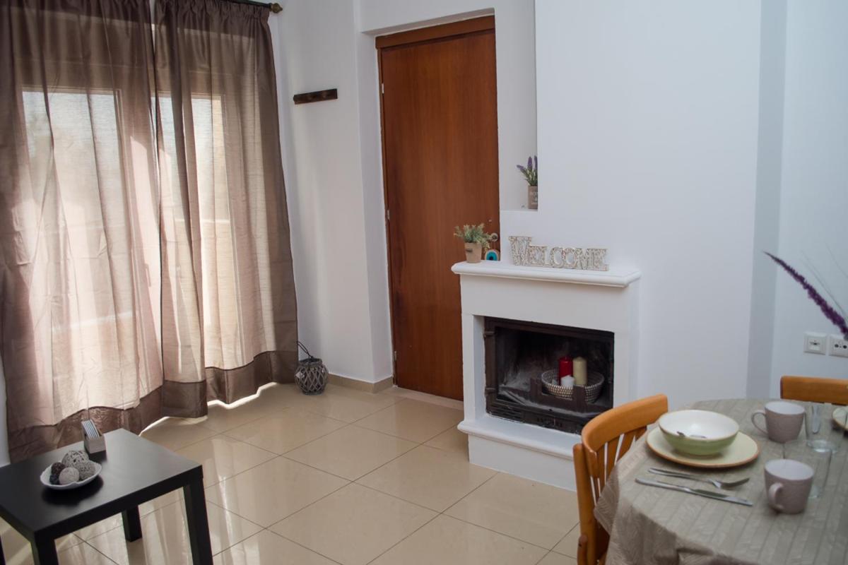 Sun Βy Τhe Sea 100M From The Beach Apartment Agia Pelagia  Exterior photo