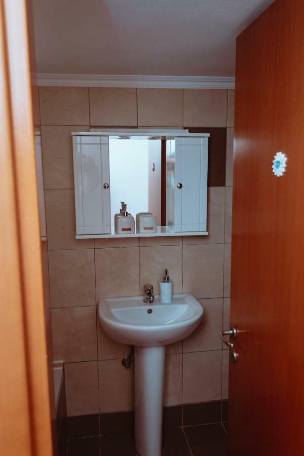 Sun Βy Τhe Sea 100M From The Beach Apartment Agia Pelagia  Exterior photo